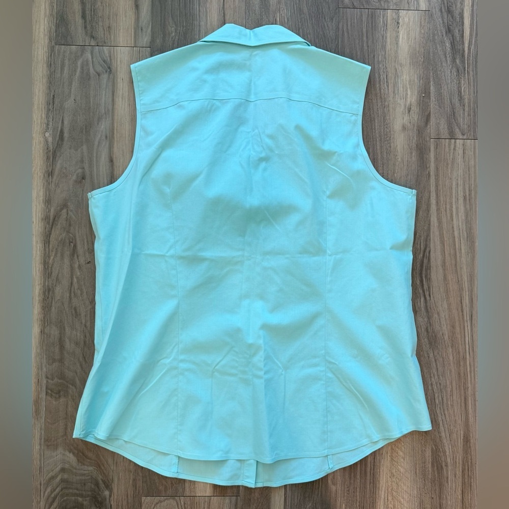 Talbots Wrinkle Resistant Button-Down Sleeveless … - image 4